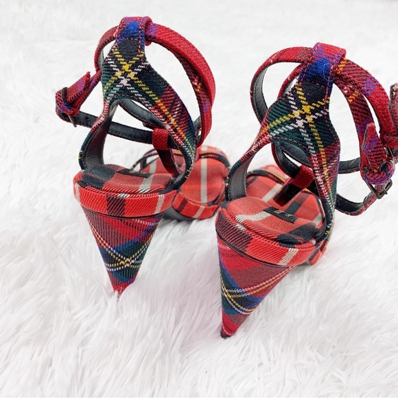 Burberry Red Checkered Canvas T Strap Sandals Tartan Wool Cone-heel Size 35.5 - Picture 11 of 12